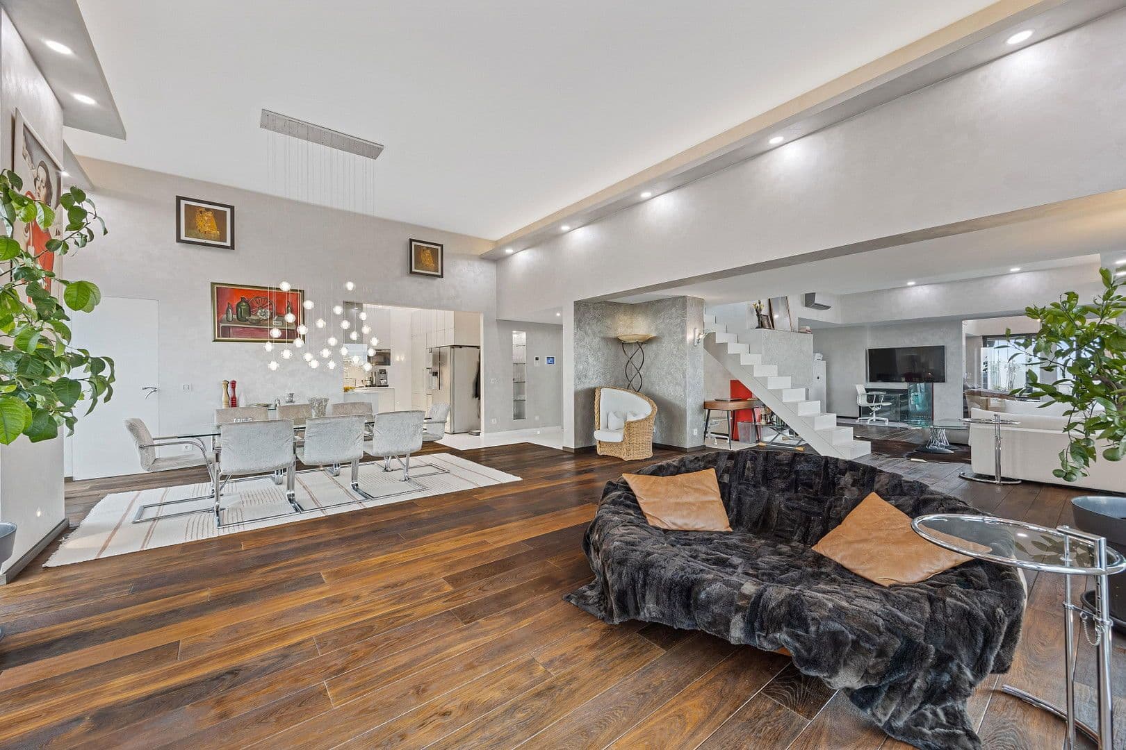 Prodej bytu 5+kk 287 m², München, Bavorsko Prodej bytu 5+kk 287 m², München, Bavorsko