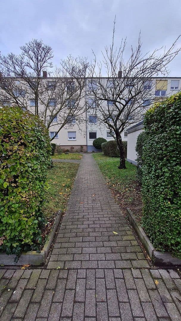 Prodej bytu 4+1 91 m², Landau, Porýní-Falc Prodej bytu 4+1 91 m², Landau, Porýní-Falc