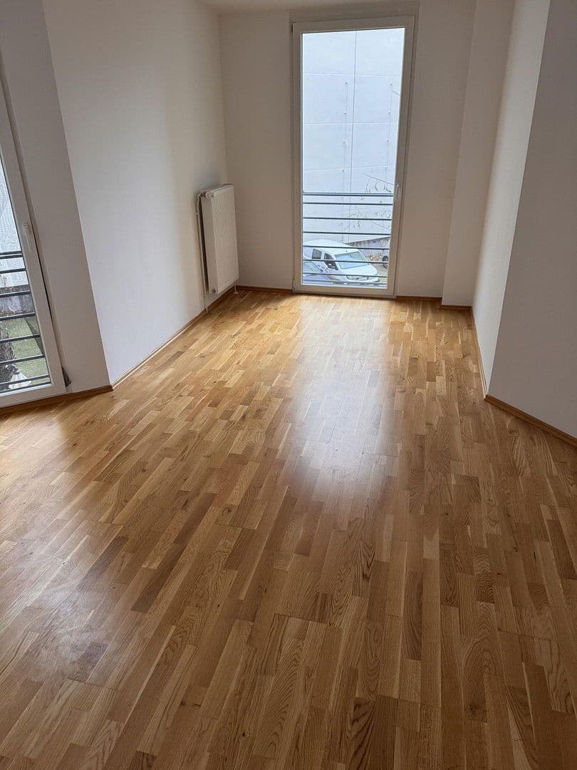 Prodej bytu 3+1 100 m², Kolberger Straße 11, Berlin, Berlín Prodej bytu 3+1 100 m², Kolberger Straße 11, Berlin, Berlín