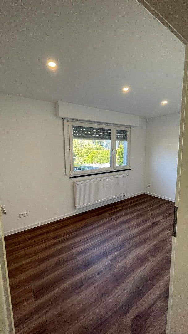 Pronájem bytu 3+1 75 m², Remseck am Neckar, Bádensko-Württembersko Pronájem bytu 3+1 75 m², Remseck am Neckar, Bádensko-Württembersko
