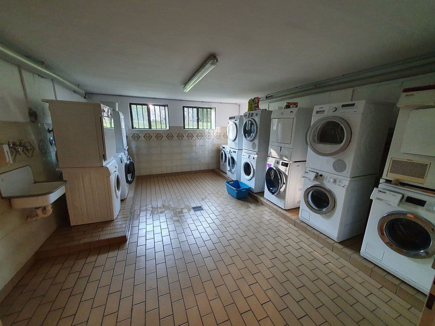 Prodej bytu 3+1 79 m², Vellmar, Hessen Prodej bytu 3+1 79 m², Vellmar, Hessen