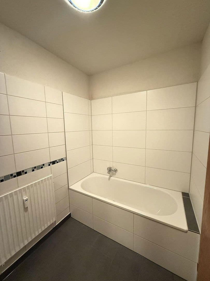 Prodej bytu 3+1 79 m², Vellmar, Hessen Prodej bytu 3+1 79 m², Vellmar, Hessen