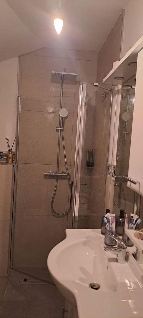 Pronájem bytu 1+1 40 m², Nieuwpoorter Str. 80, Rodgau, Hessen Pronájem bytu 1+1 40 m², Nieuwpoorter Str. 80, Rodgau, Hessen