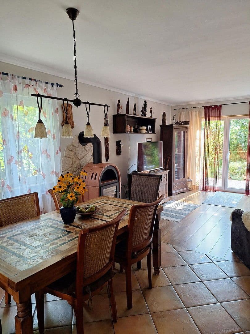 Prodej domu 139 m², pozemek 223 m², Frankfurt, Hessen Prodej domu 139 m², pozemek 223 m², Frankfurt, Hessen