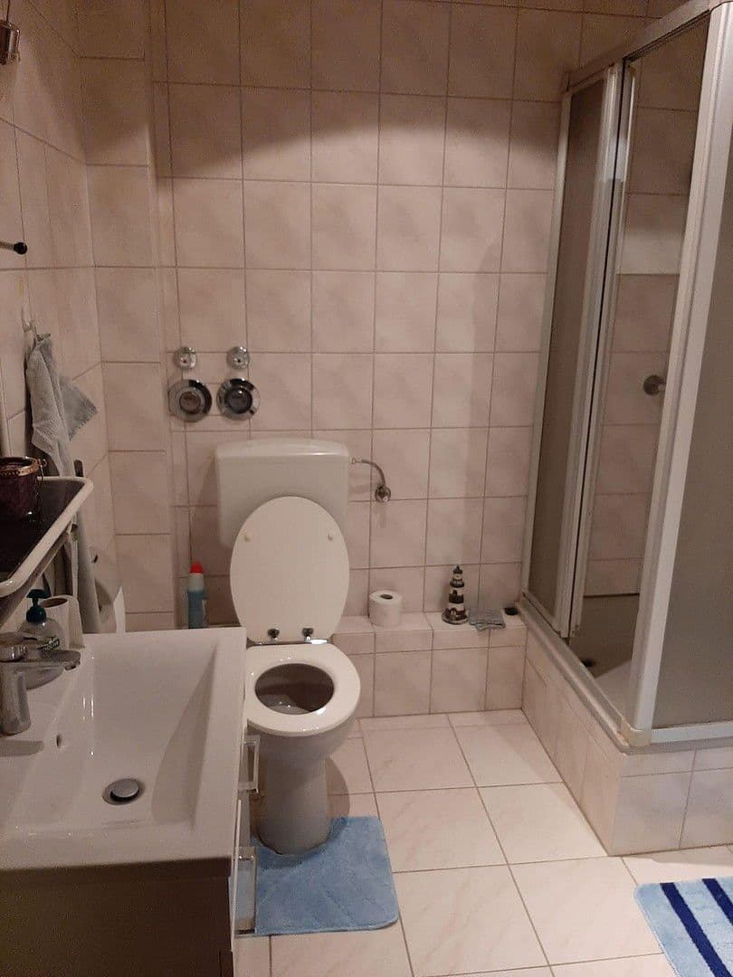 Prodej domu 270 m², pozemek 401 m², Raunheim, Hessen Prodej domu 270 m², pozemek 401 m², Raunheim, Hessen