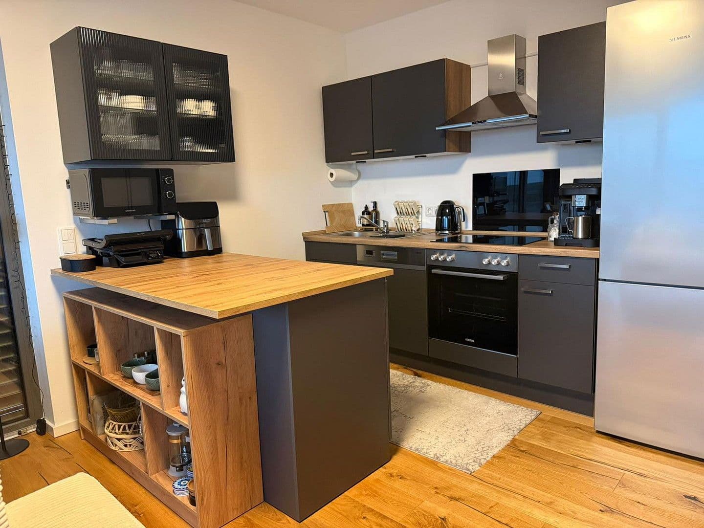 Pronájem bytu 2+1 62 m², Butzbach, Hessen Pronájem bytu 2+1 62 m², Butzbach, Hessen