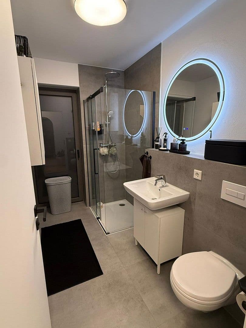 Pronájem bytu 2+1 62 m², Butzbach, Hessen Pronájem bytu 2+1 62 m², Butzbach, Hessen