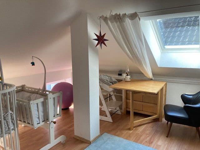 Pronájem bytu 4+1 88 m², Klappenstraße 19a, Lübeck, Šlesvicko-Holštýnsko Pronájem bytu 4+1 88 m², Klappenstraße 19a, Lübeck, Šlesvicko-Holštýnsko