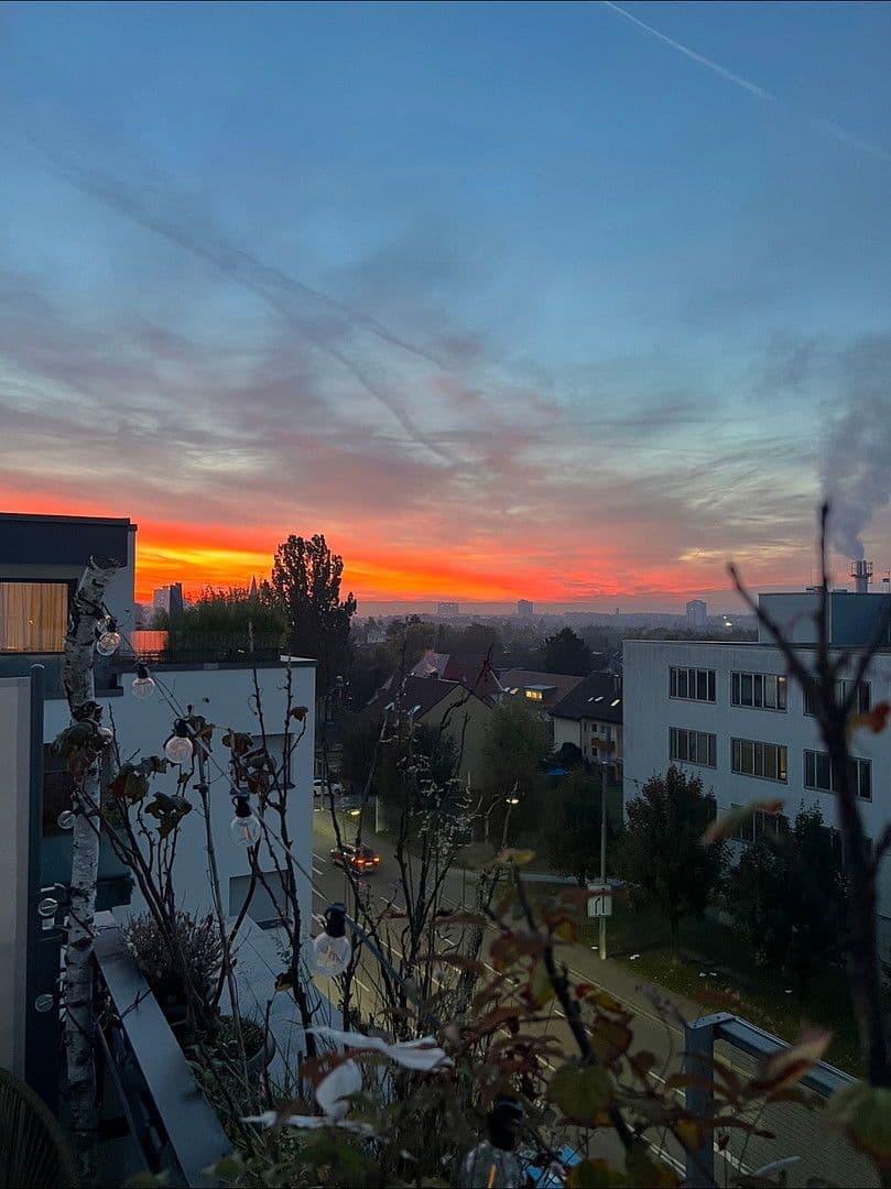 Pronájem bytu 2+kk 70 m², Stuttgart, Bádensko-Württembersko Pronájem bytu 2+kk 70 m², Stuttgart, Bádensko-Württembersko