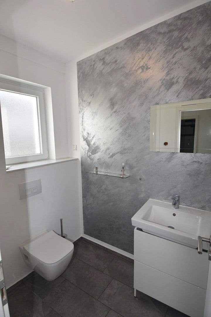 Pronájem domu 293 m², pozemek 612 m², Leichlingen, Severní Porýní-Vestfálsko Pronájem domu 293 m², pozemek 612 m², Leichlingen, Severní Porýní-Vestfálsko