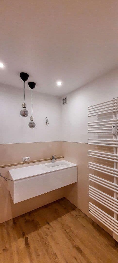 Pronájem bytu 2+1 63 m², Augsburg, Bavorsko Pronájem bytu 2+1 63 m², Augsburg, Bavorsko