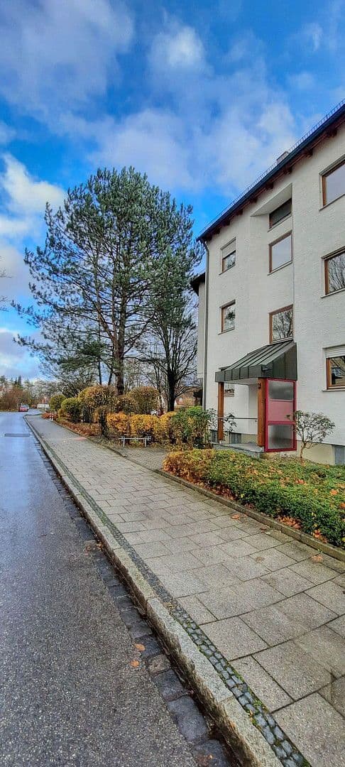 Pronájem bytu 2+1 63 m², Augsburg, Bavorsko Pronájem bytu 2+1 63 m², Augsburg, Bavorsko