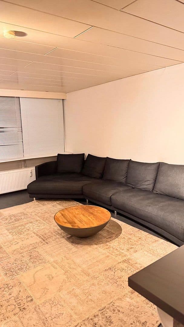 Pronájem bytu 4+1 135 m², Rodgau, Hessen Pronájem bytu 4+1 135 m², Rodgau, Hessen