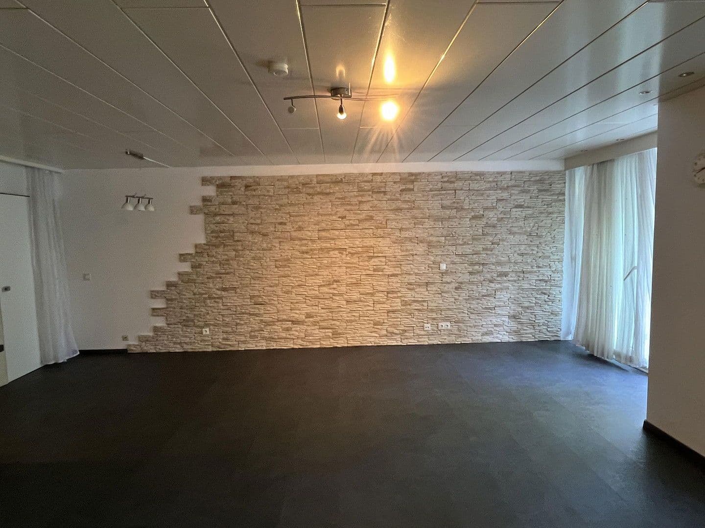 Pronájem bytu 4+1 135 m², Rodgau, Hessen Pronájem bytu 4+1 135 m², Rodgau, Hessen