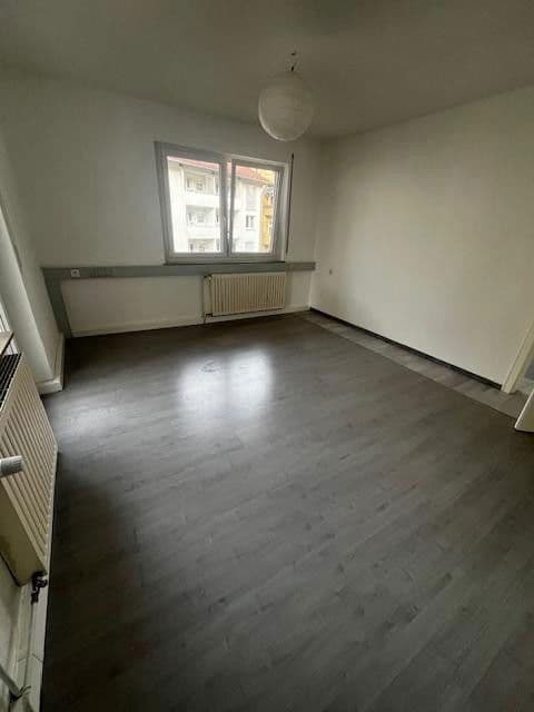 Pronájem bytu 3+1 80 m², Schützenstr. 11, Stuttgart, Bádensko-Württembersko Pronájem bytu 3+1 80 m², Schützenstr. 11, Stuttgart, Bádensko-Württembersko