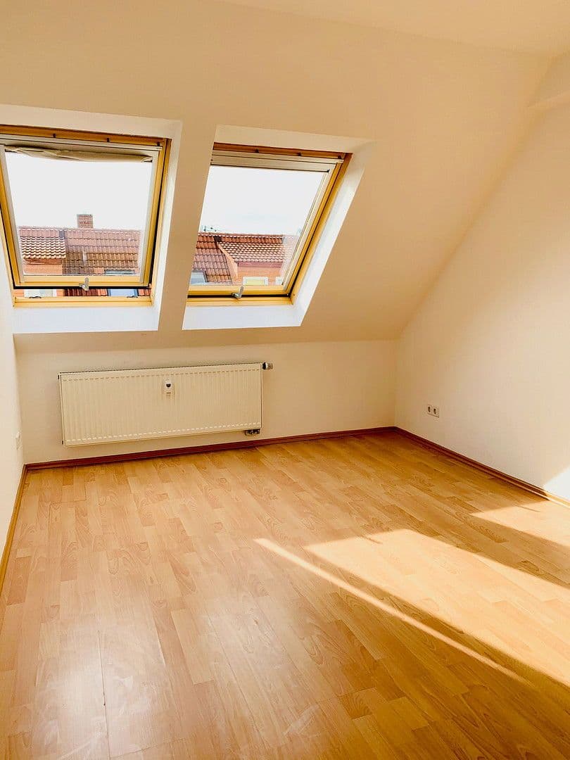 Pronájem bytu 2+1 72 m², Raimundstrasse 6, Leipzig Lindenau, Sasko Pronájem bytu 2+1 72 m², Raimundstrasse 6, Leipzig Lindenau, Sasko