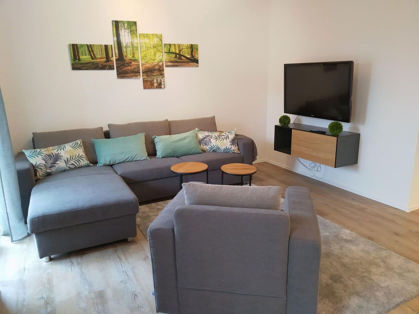 Pronájem bytu 2+1 60 m², Erpolzheim, Porýní-Falc Pronájem bytu 2+1 60 m², Erpolzheim, Porýní-Falc