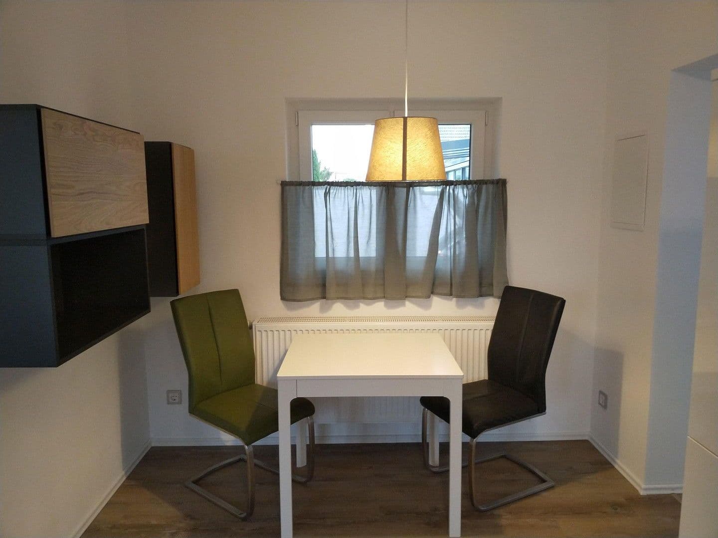 Pronájem bytu 2+1 60 m², Erpolzheim, Porýní-Falc Pronájem bytu 2+1 60 m², Erpolzheim, Porýní-Falc