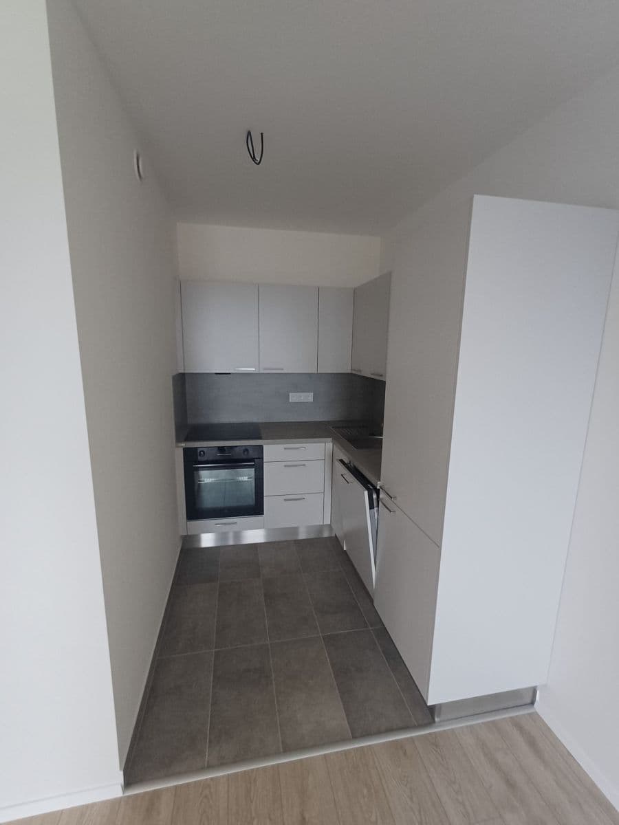 Pronájem bytu 2+kk 42 m², Strančická, Praha, Praha Pronájem bytu 2+kk 42 m², Strančická, Praha, Praha