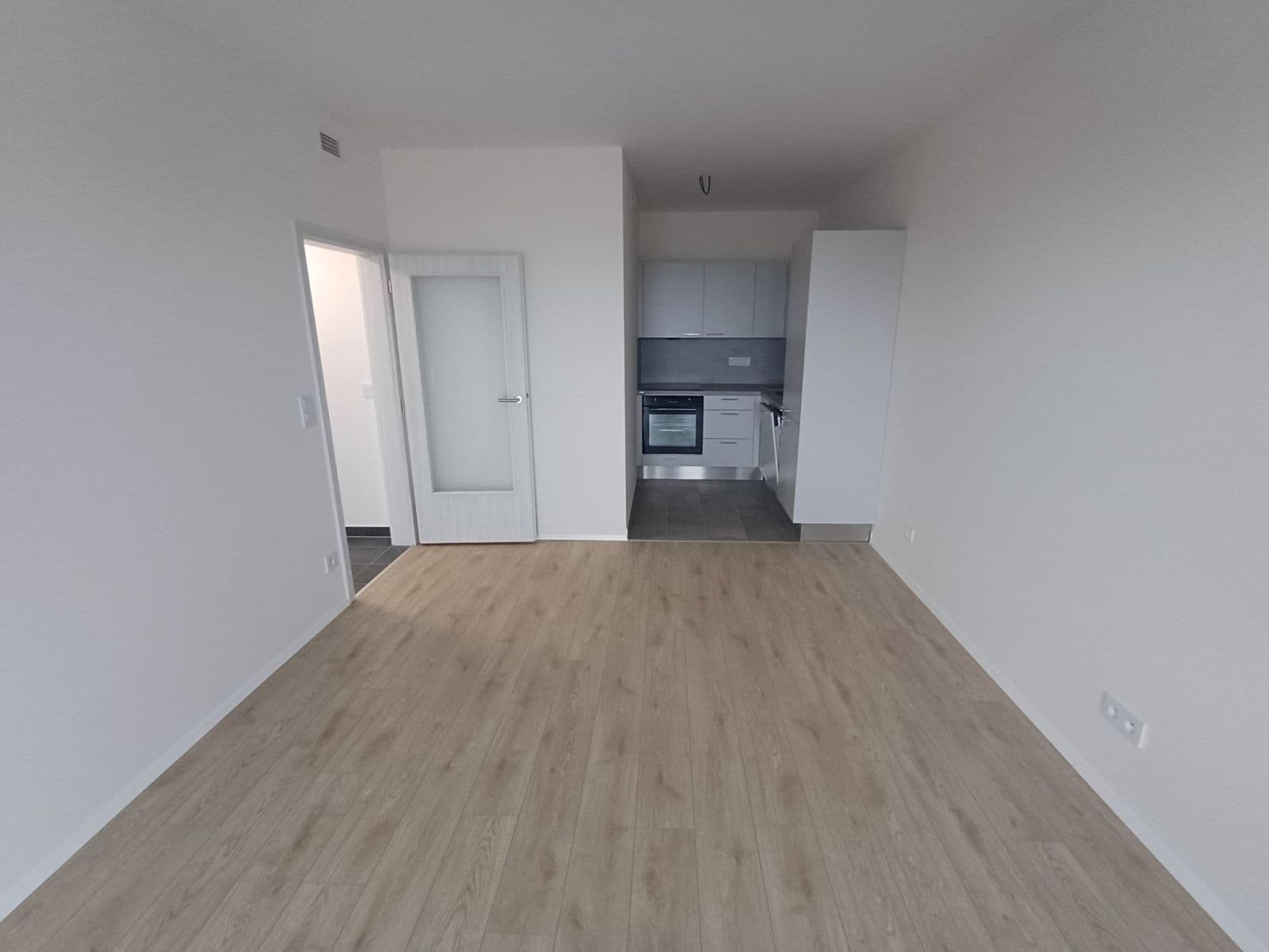 Pronájem bytu 2+kk 42 m², Strančická, Praha, Praha Pronájem bytu 2+kk 42 m², Strančická, Praha, Praha