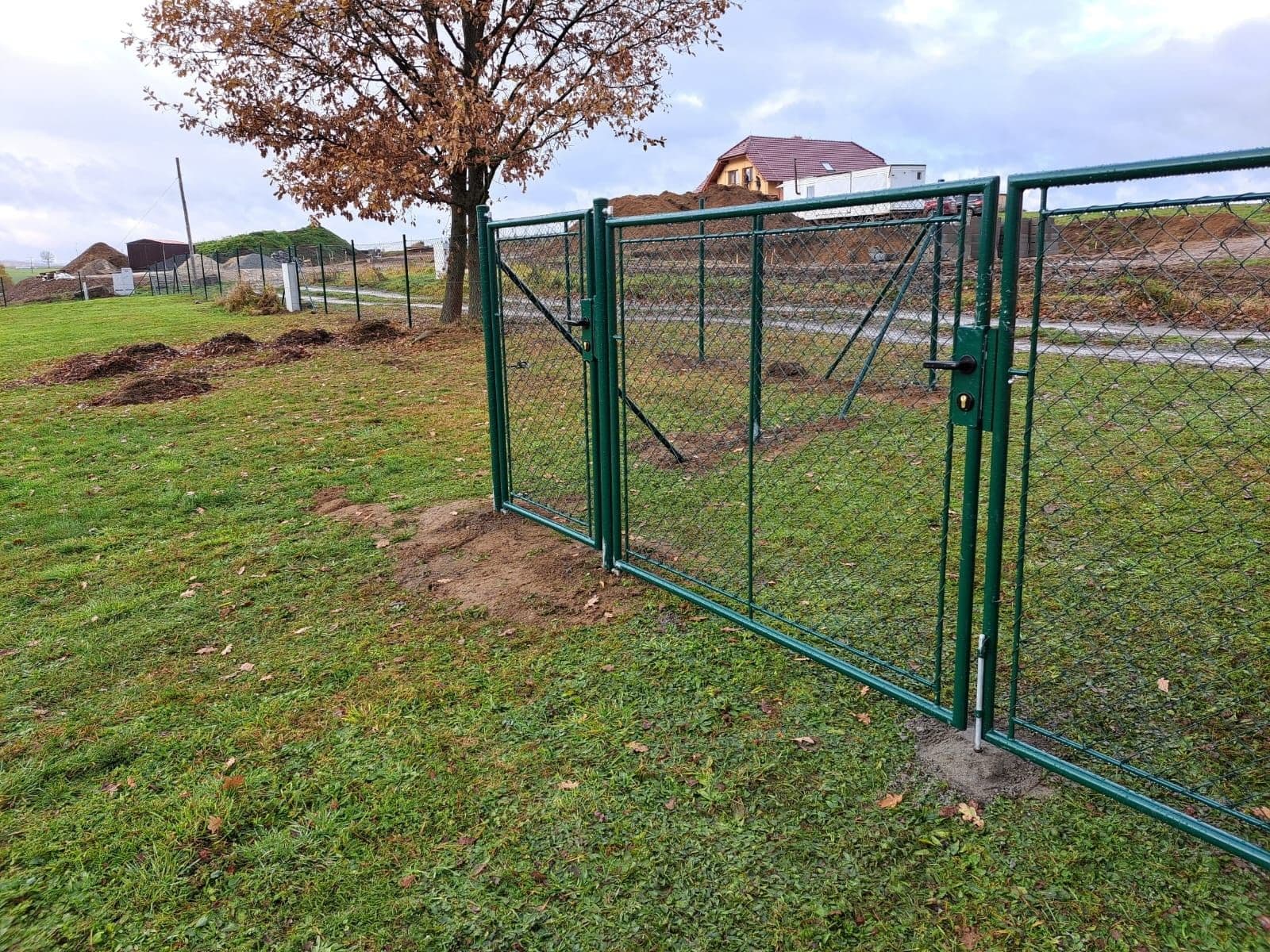 Prodej pozemku 996 m², Šebířov, Jihočeský kraj Prodej pozemku 996 m², Šebířov, Jihočeský kraj