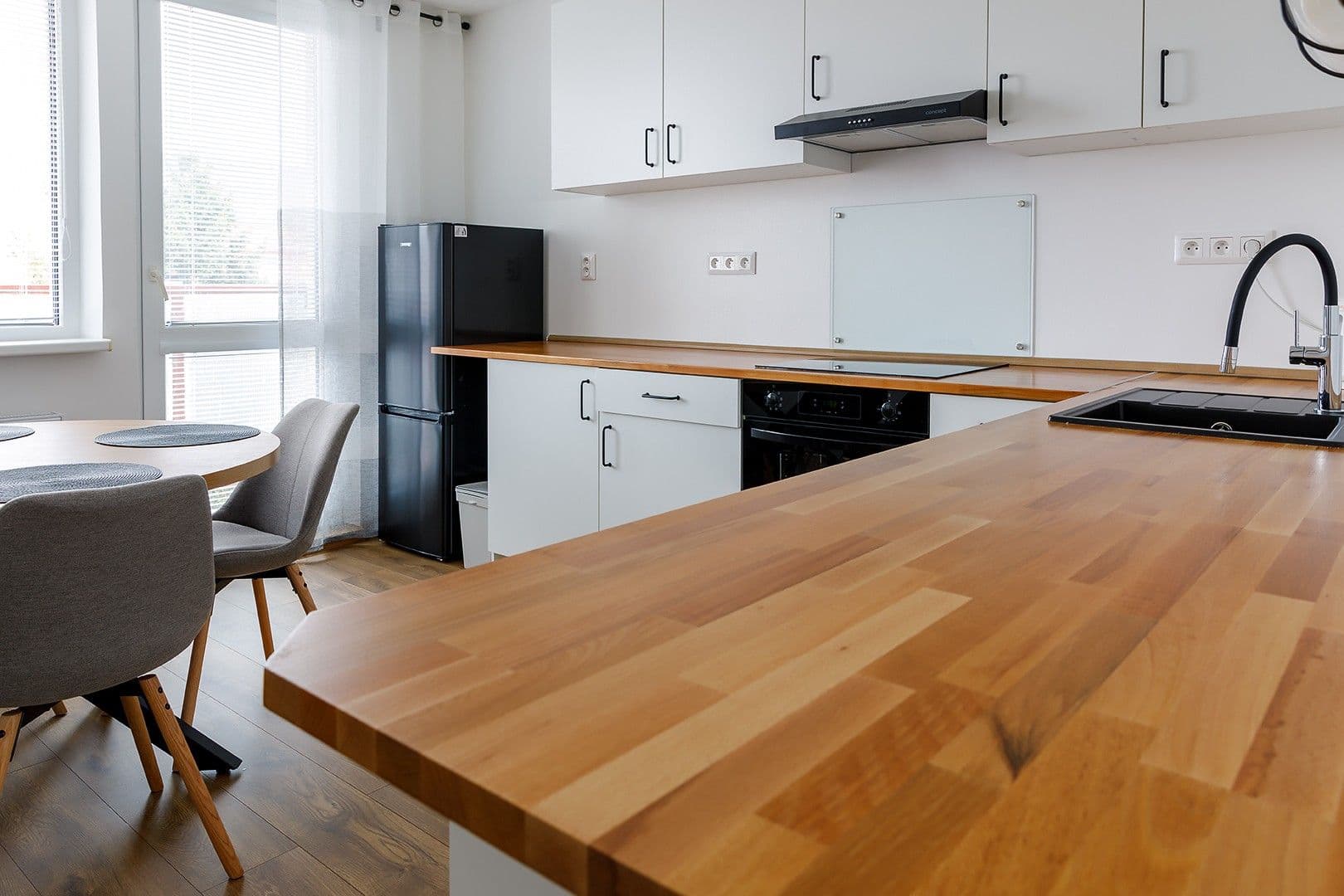 Pronájem bytu 2+1 63 m², Jilemnického, Stupava, Bratislavský kraj Pronájem bytu 2+1 63 m², Jilemnického, Stupava, Bratislavský kraj