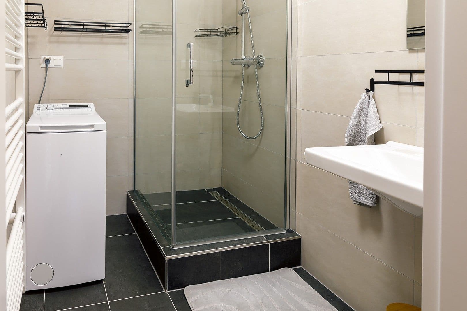 Pronájem bytu 2+1 63 m², Jilemnického, Stupava, Bratislavský kraj Pronájem bytu 2+1 63 m², Jilemnického, Stupava, Bratislavský kraj