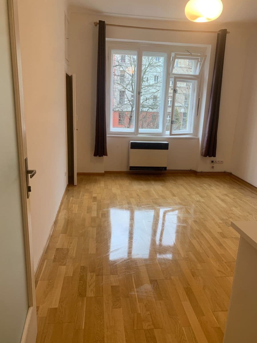 Pronájem bytu 1+kk 23 m², Vršovická, Praha, Praha Pronájem bytu 1+kk 23 m², Vršovická, Praha, Praha