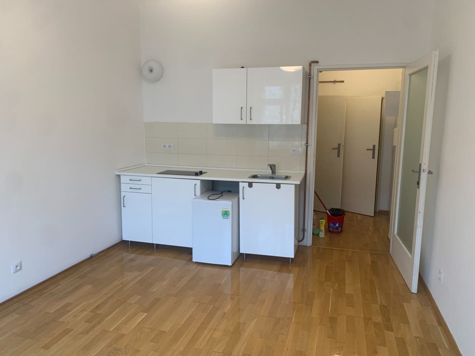 Pronájem bytu 1+kk 23 m², Vršovická, Praha, Praha Pronájem bytu 1+kk 23 m², Vršovická, Praha, Praha