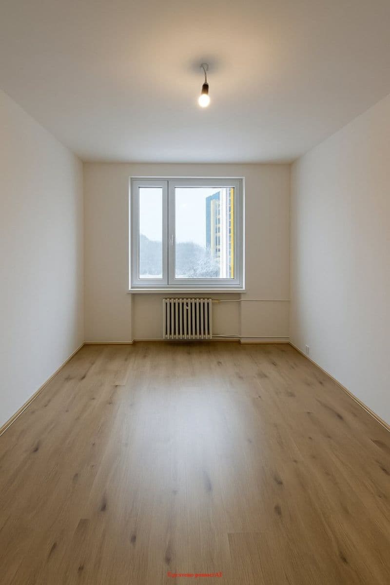 Pronájem bytu 4+1 88 m², Ke Studánce, Orlová, Moravskoslezský kraj Pronájem bytu 4+1 88 m², Ke Studánce, Orlová, Moravskoslezský kraj