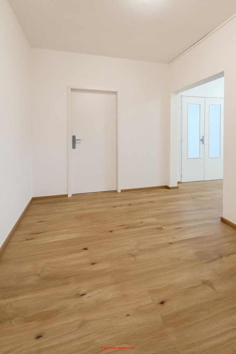 Pronájem bytu 4+1 88 m², Ke Studánce, Orlová, Moravskoslezský kraj Pronájem bytu 4+1 88 m², Ke Studánce, Orlová, Moravskoslezský kraj