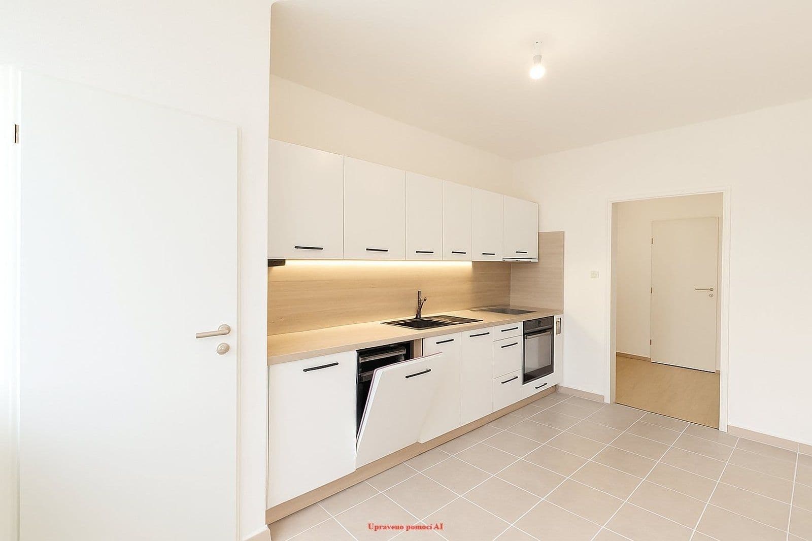 Pronájem bytu 3+1 94 m², Vardasova, Havířov, Moravskoslezský kraj Pronájem bytu 3+1 94 m², Vardasova, Havířov, Moravskoslezský kraj