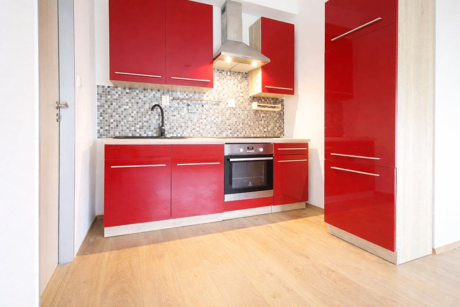 Pronájem bytu 2+kk 36 m², Českobrodská, Praha, Praha Pronájem bytu 2+kk 36 m², Českobrodská, Praha, Praha