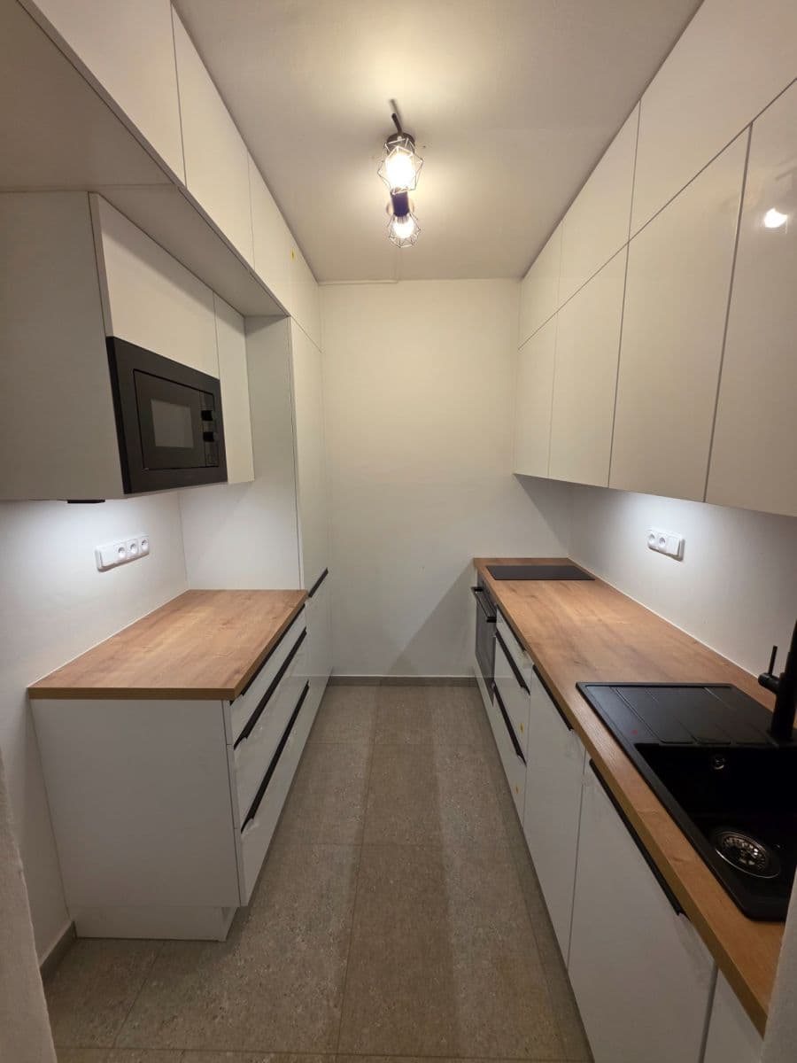 Pronájem bytu 2+kk 48 m², Plickova, Praha, Praha Pronájem bytu 2+kk 48 m², Plickova, Praha, Praha