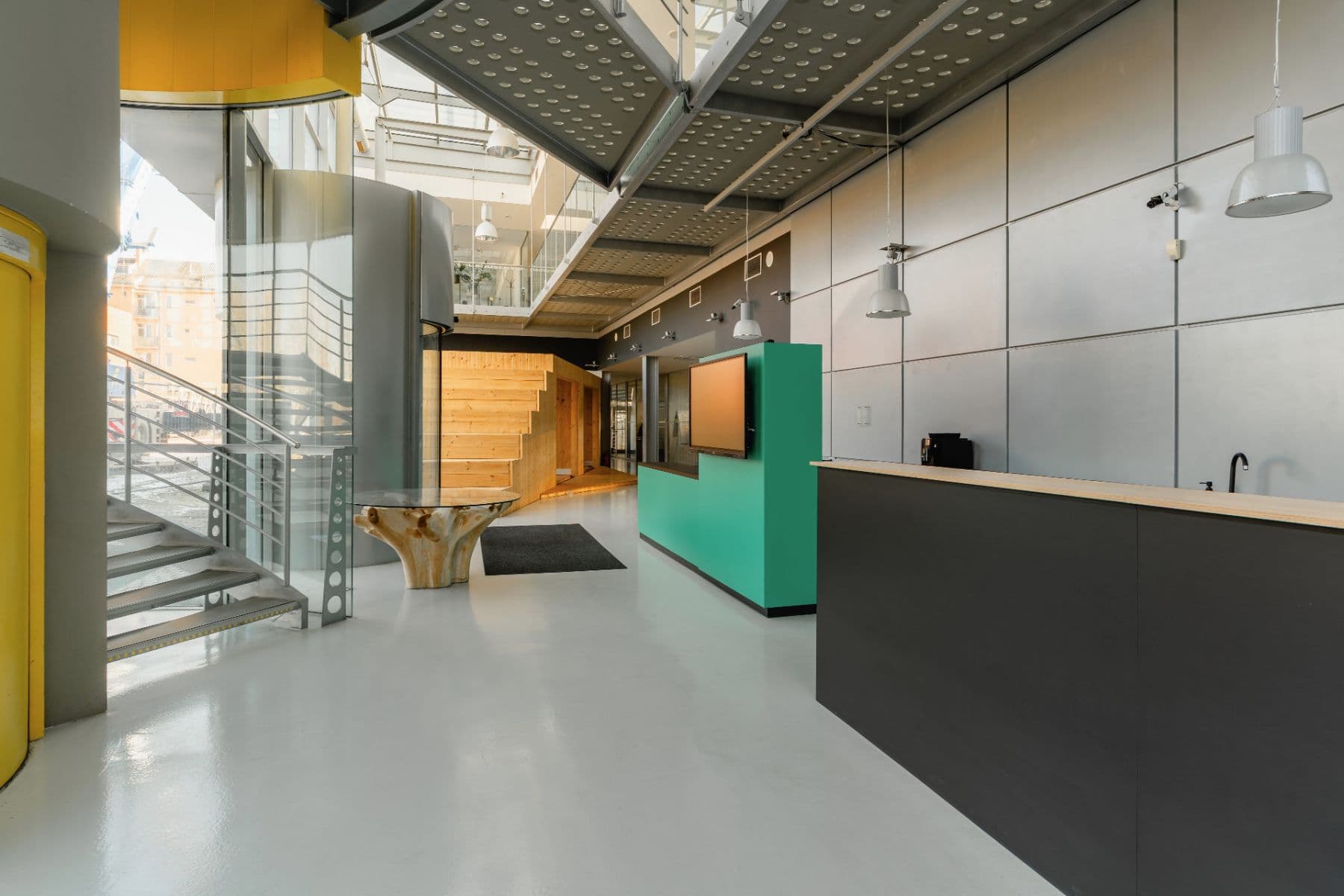 Pronájem kanceláře 1.000 m², Plynárenská, Brno, Jihomoravský kraj Pronájem kanceláře 1.000 m², Plynárenská, Brno, Jihomoravský kraj