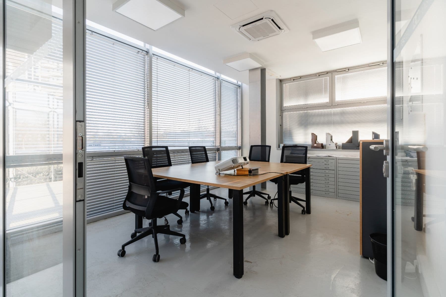 Pronájem kanceláře 1.000 m², Plynárenská, Brno, Jihomoravský kraj Pronájem kanceláře 1.000 m², Plynárenská, Brno, Jihomoravský kraj