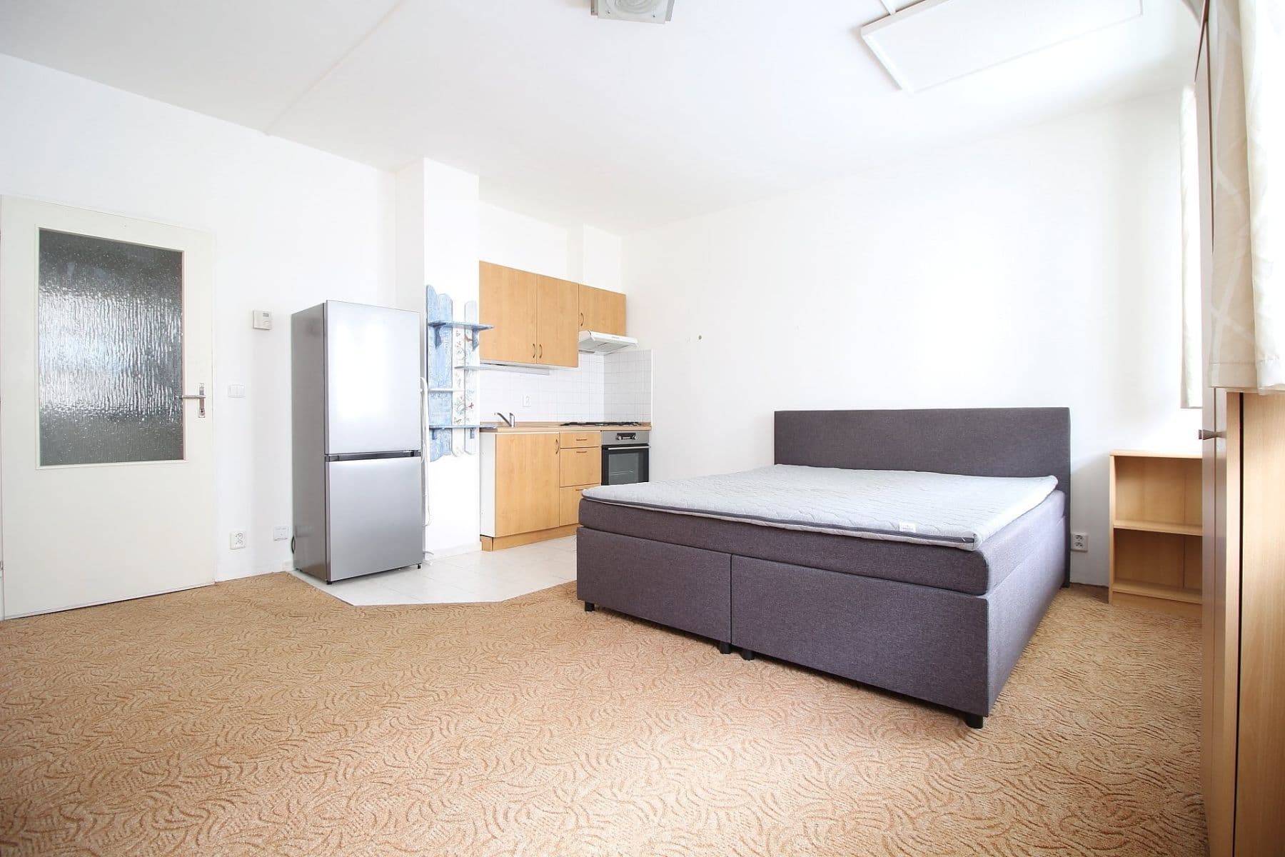 Pronájem bytu 1+kk 30 m², Pelušková, Praha, Praha Pronájem bytu 1+kk 30 m², Pelušková, Praha, Praha