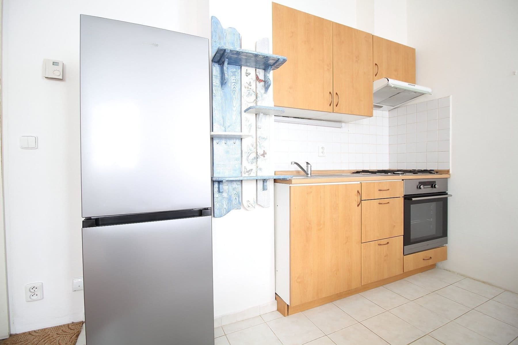 Pronájem bytu 1+kk 30 m², Pelušková, Praha, Praha Pronájem bytu 1+kk 30 m², Pelušková, Praha, Praha