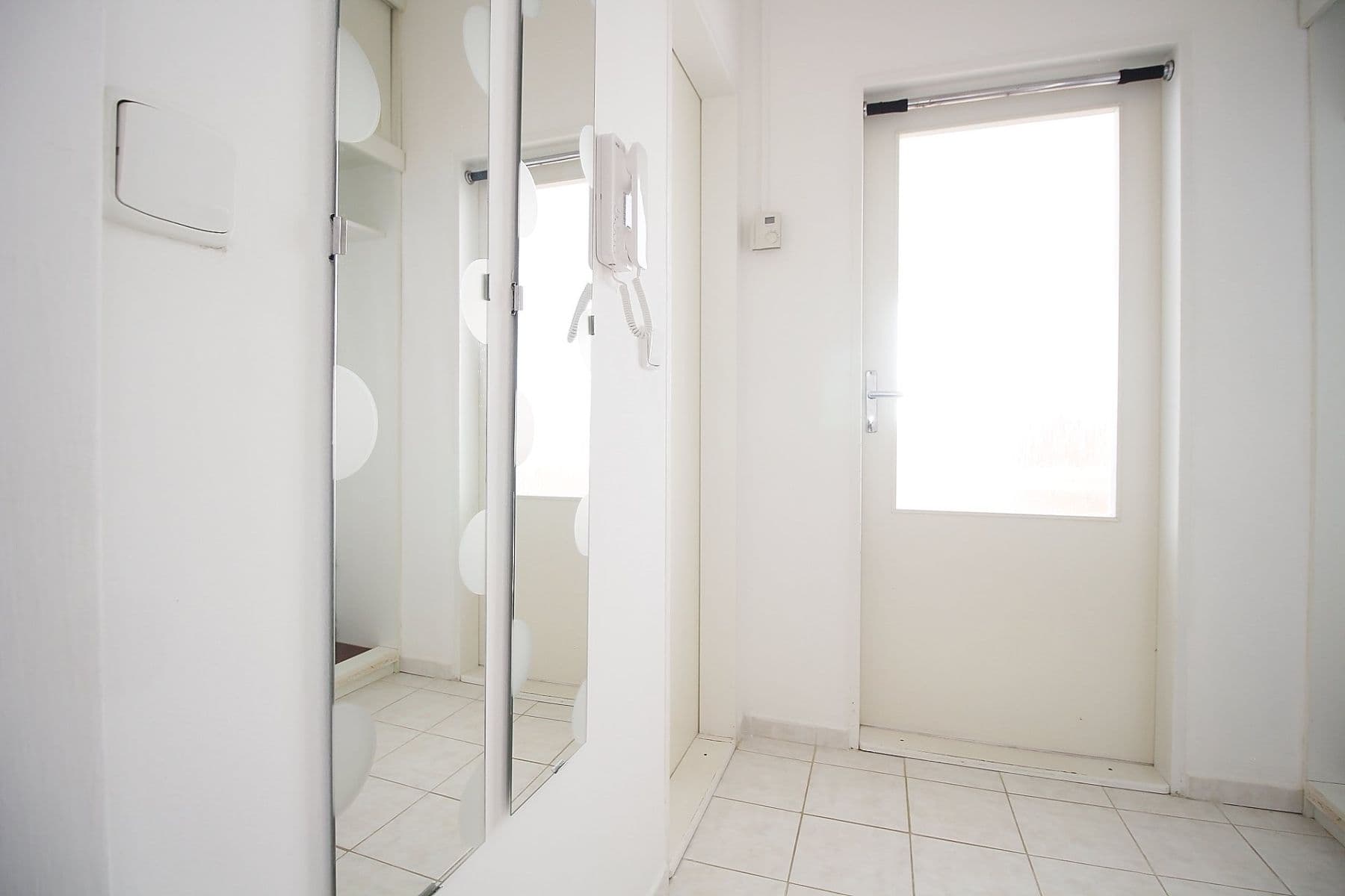 Pronájem bytu 1+kk 30 m², Pelušková, Praha, Praha Pronájem bytu 1+kk 30 m², Pelušková, Praha, Praha