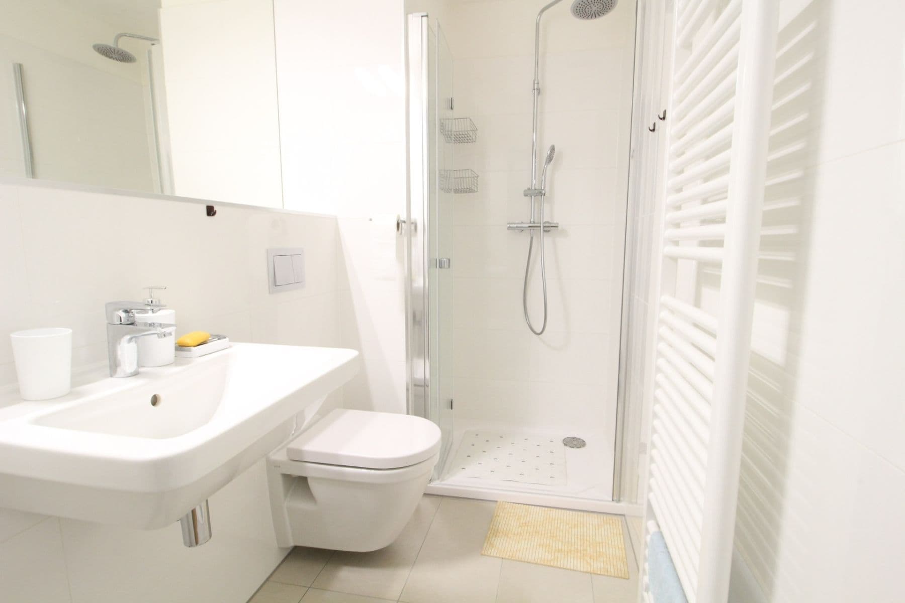 Pronájem bytu 1+kk 20 m², Perucká, Praha, Praha Pronájem bytu 1+kk 20 m², Perucká, Praha, Praha