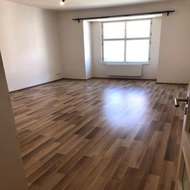 Pronájem bytu 2+kk 51 m², Na Hutích, Praha, Praha Pronájem bytu 2+kk 51 m², Na Hutích, Praha, Praha