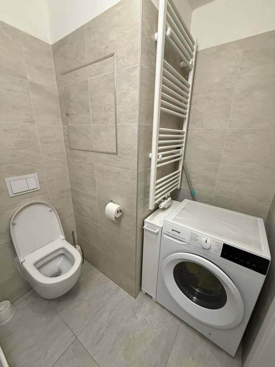 Pronájem bytu 1+kk 32 m², U Konečné, Praha, Praha Pronájem bytu 1+kk 32 m², U Konečné, Praha, Praha