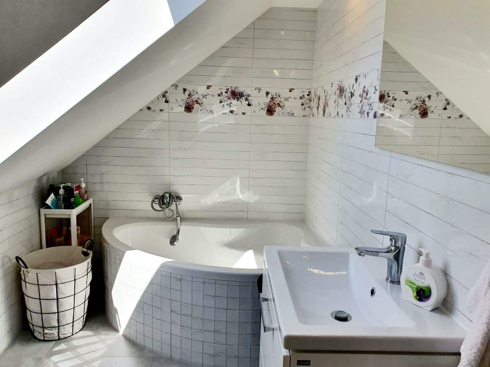 Prodej domu 240 m², pozemek 328 m², Říčanská, Všestary, Středočeský kraj Prodej domu 240 m², pozemek 328 m², Říčanská, Všestary, Středočeský kraj