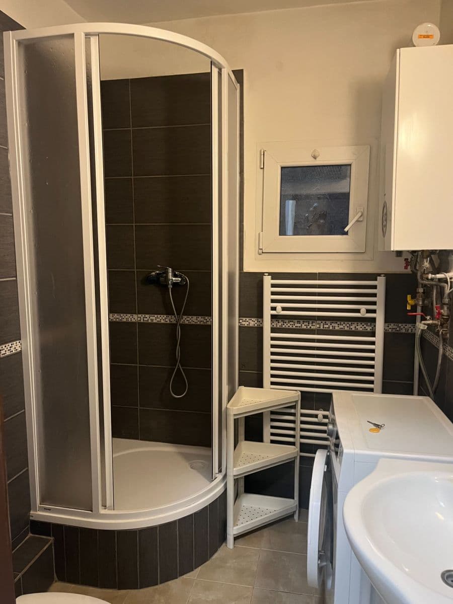 Pronájem bytu 1+kk 26 m², U Pošty, Praha, Praha Pronájem bytu 1+kk 26 m², U Pošty, Praha, Praha