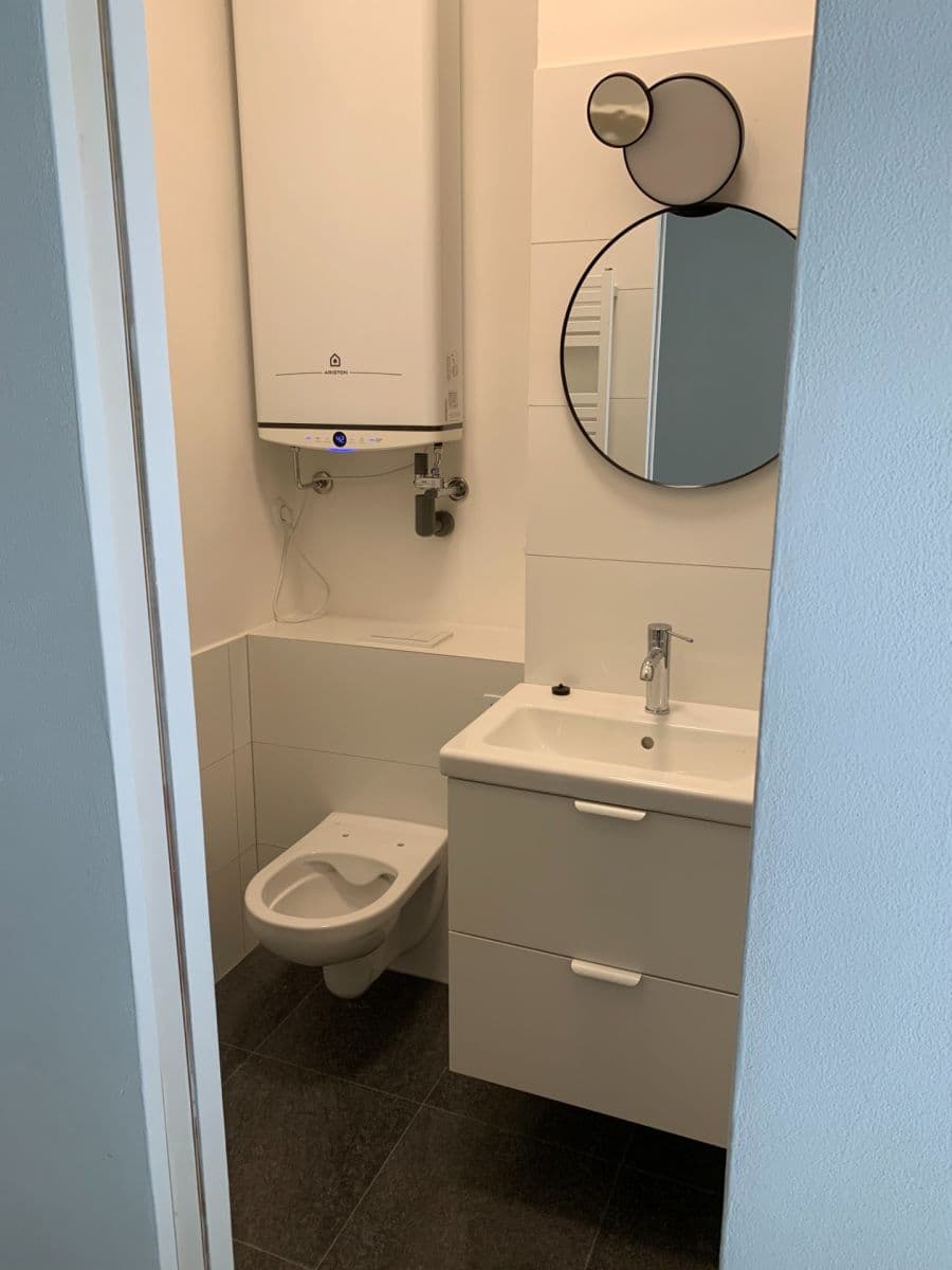 Pronájem bytu 1+kk 37 m², Československé armády, Praha, Praha Pronájem bytu 1+kk 37 m², Československé armády, Praha, Praha