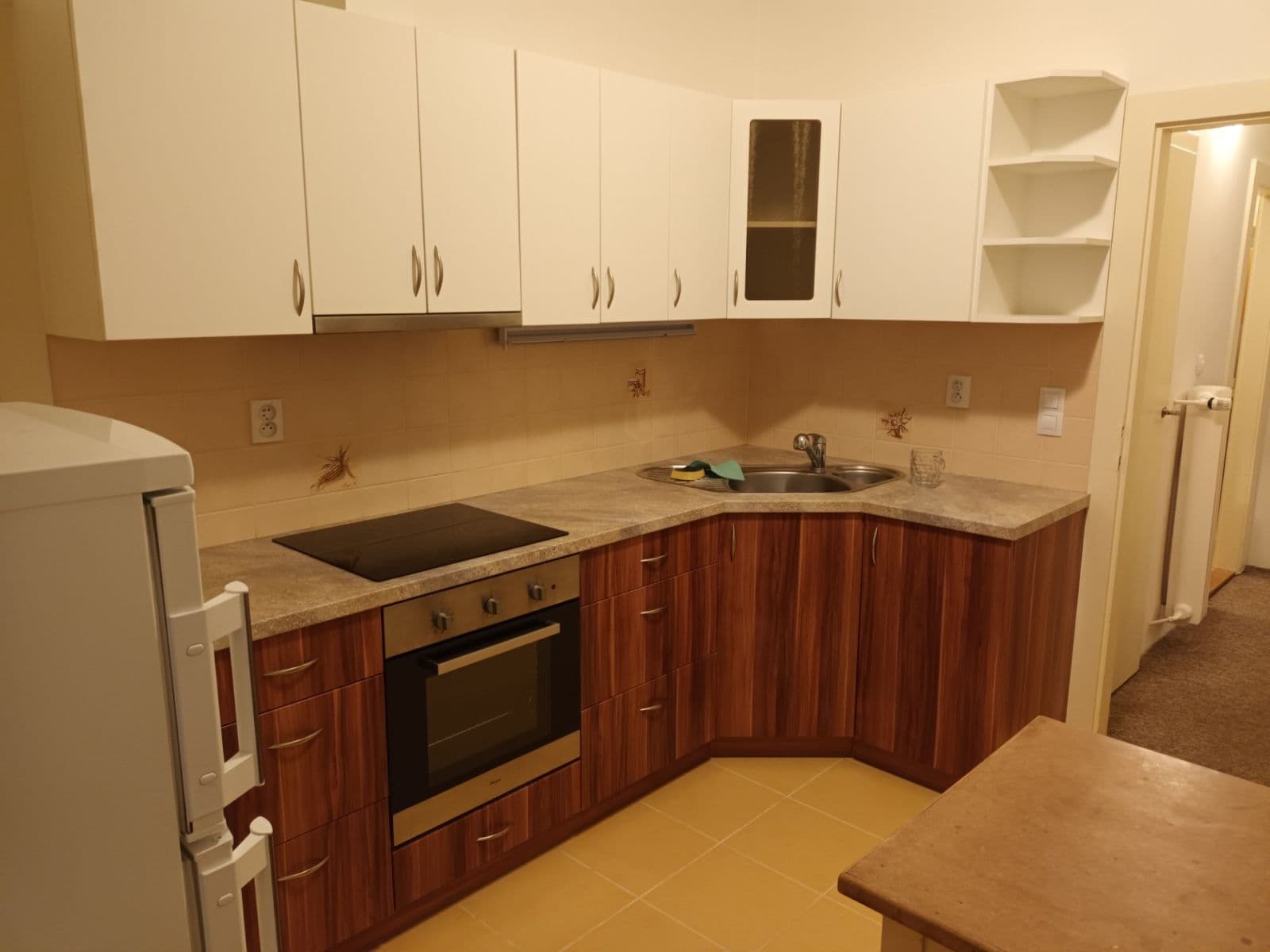 Pronájem bytu 2+1 70 m², bratří Čapků, Brno, Jihomoravský kraj Pronájem bytu 2+1 70 m², bratří Čapků, Brno, Jihomoravský kraj