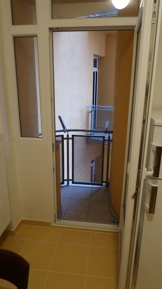 Pronájem bytu 2+1 70 m², bratří Čapků, Brno, Jihomoravský kraj Pronájem bytu 2+1 70 m², bratří Čapků, Brno, Jihomoravský kraj