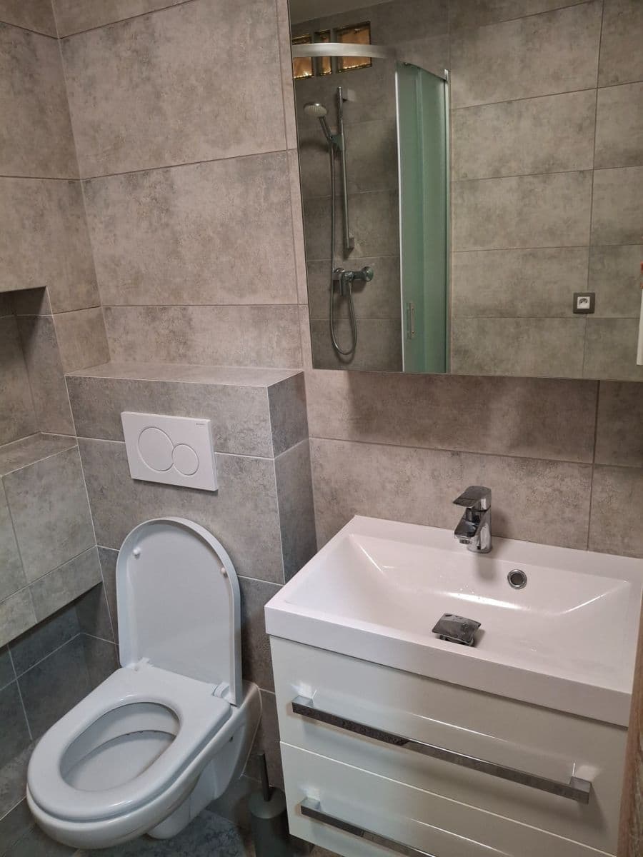 Pronájem bytu 2+kk 41 m², V Zápolí, Praha, Praha Pronájem bytu 2+kk 41 m², V Zápolí, Praha, Praha