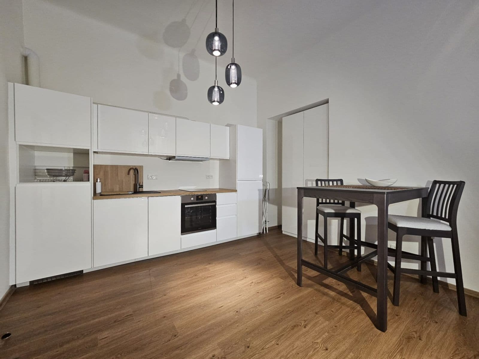 Pronájem bytu 2+kk 35 m², Vodičkova, Praha, Praha Pronájem bytu 2+kk 35 m², Vodičkova, Praha, Praha