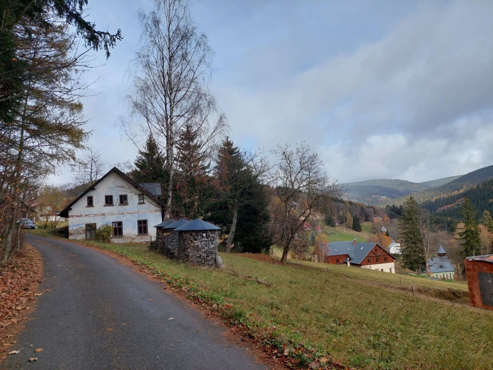 Prodej pozemku 2.100 m², Strážné, Královéhradecký kraj Prodej pozemku 2.100 m², Strážné, Královéhradecký kraj